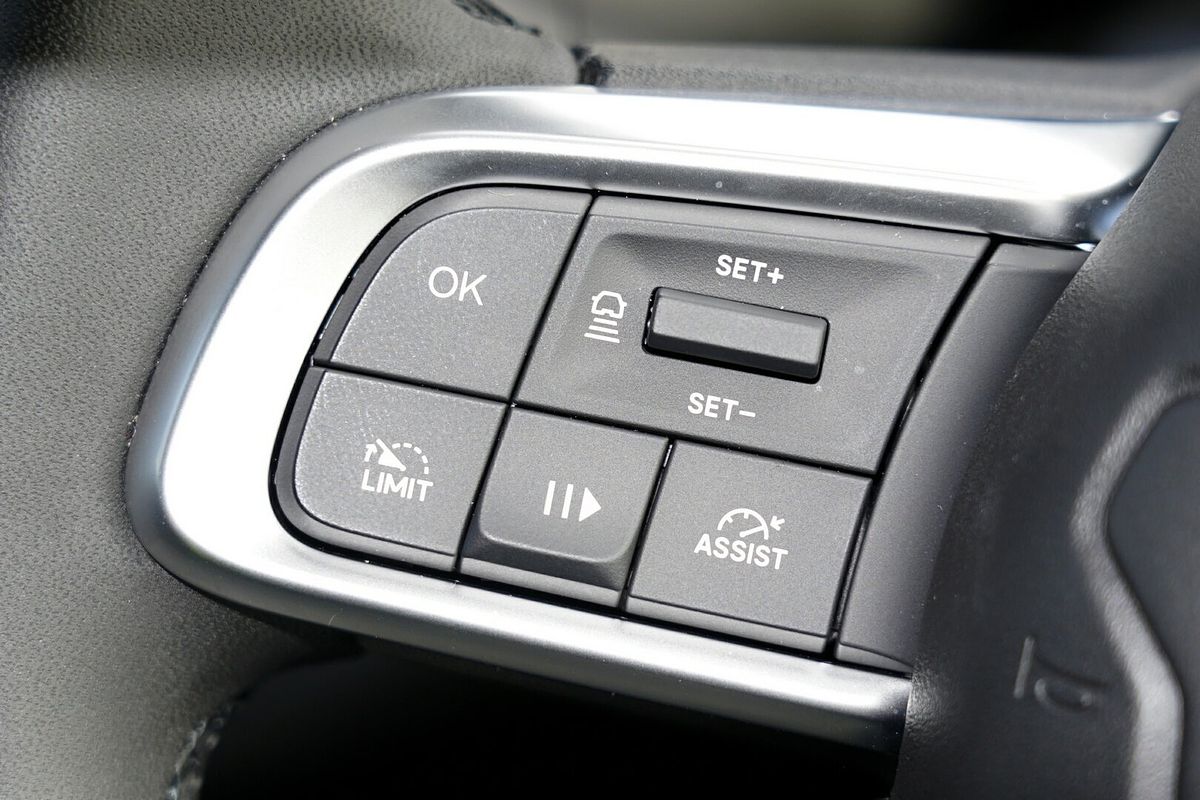 2024 Jeep Avenger Limited JJ