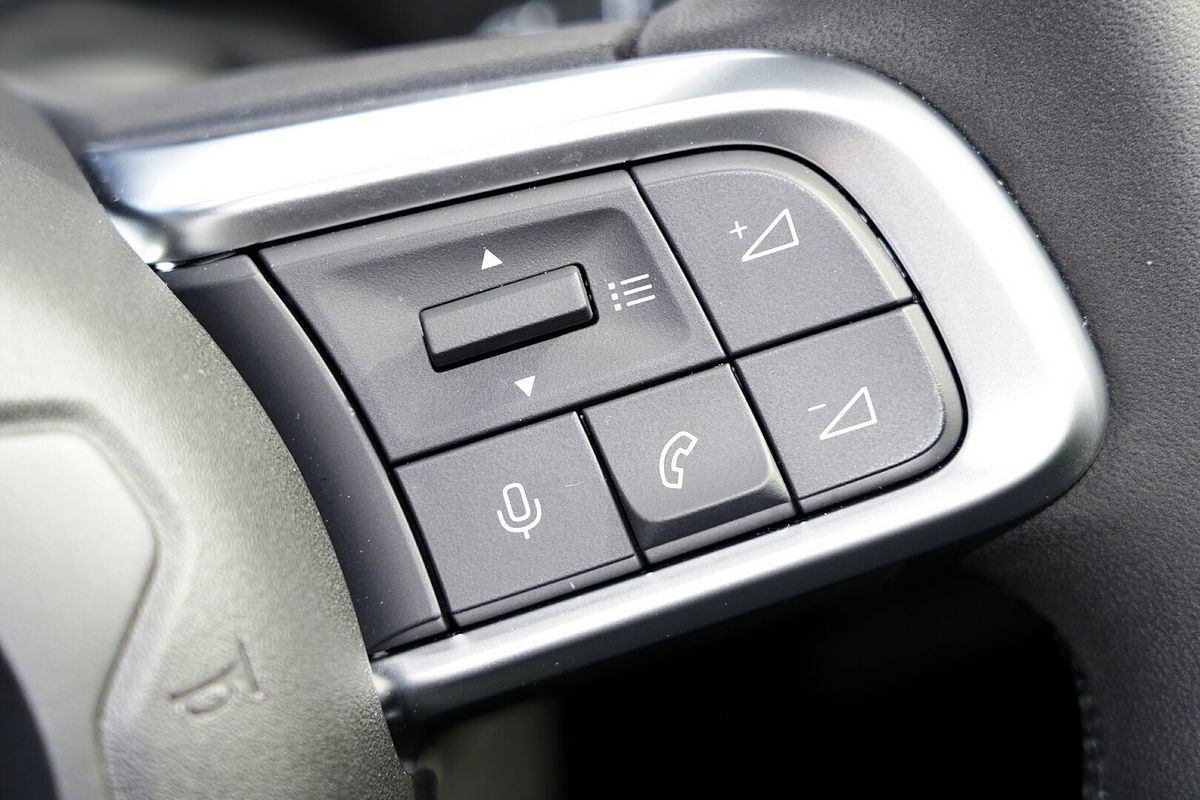 2024 Jeep Avenger Limited JJ