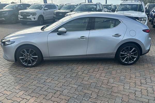 2022 Mazda 3 G20 Touring BP Series