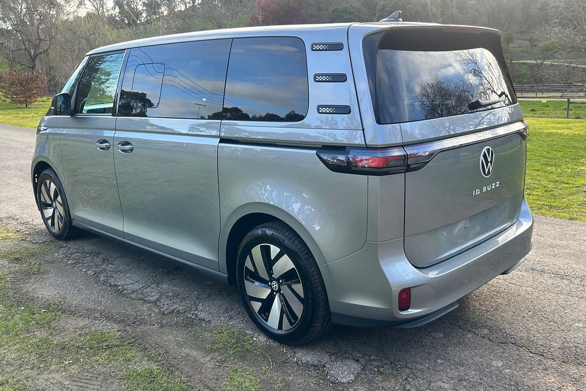 2025 Volkswagen ID. Buzz Pro BEV560 EB LWB
