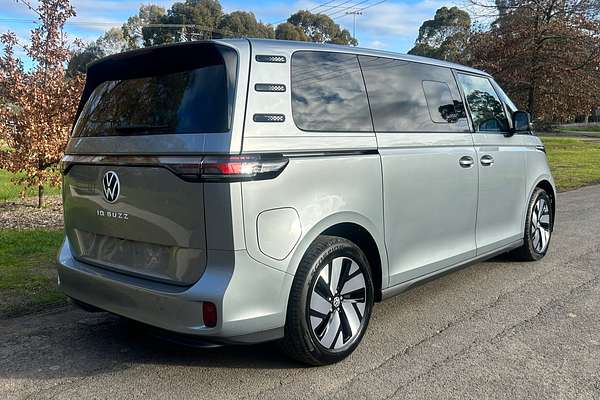 2025 Volkswagen ID. Buzz Pro BEV560 EB LWB