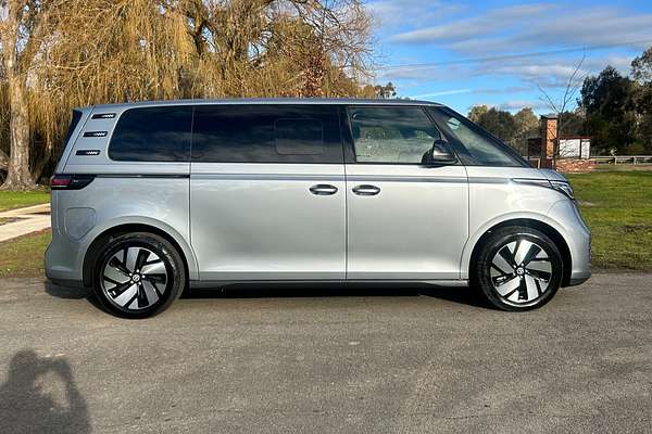 2025 Volkswagen ID. Buzz Pro BEV560 EB LWB