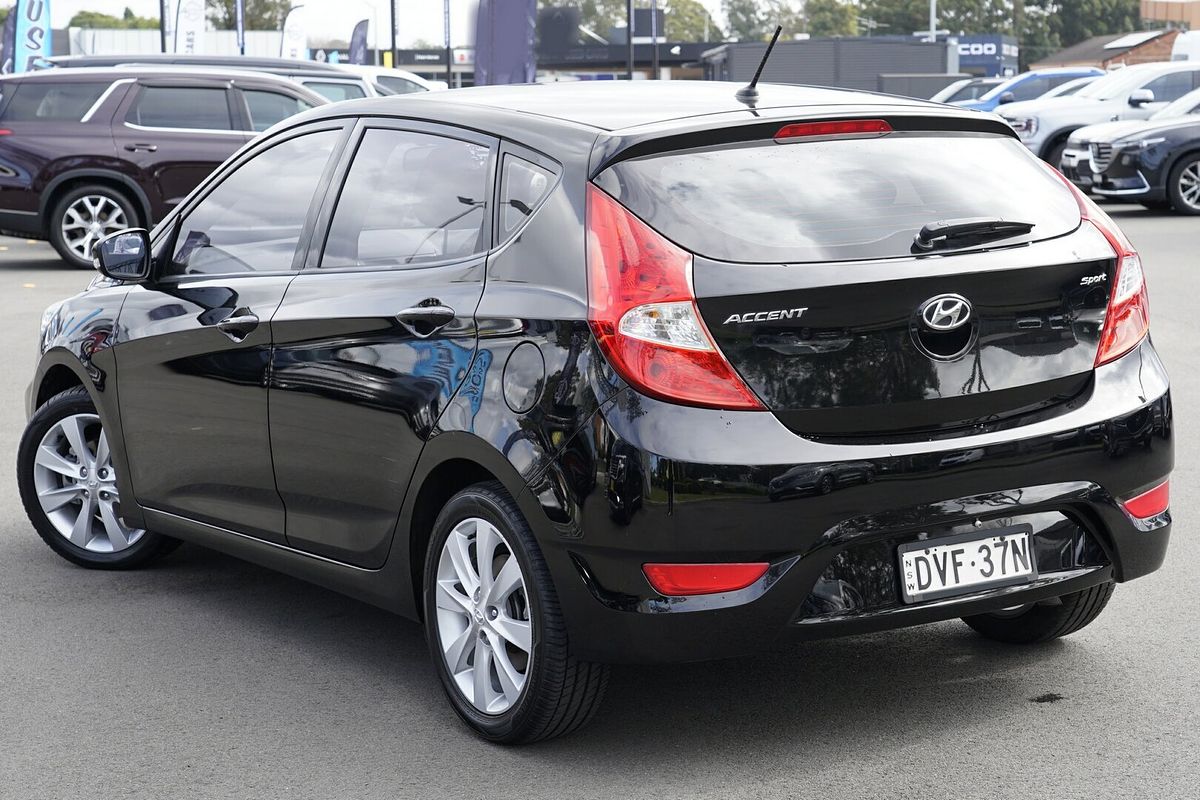 2017 Hyundai Accent Sport RB6