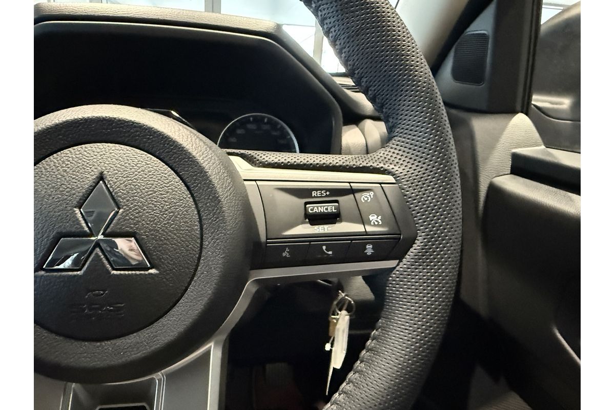 2025 Mitsubishi Triton GLX-R MV 4X4
