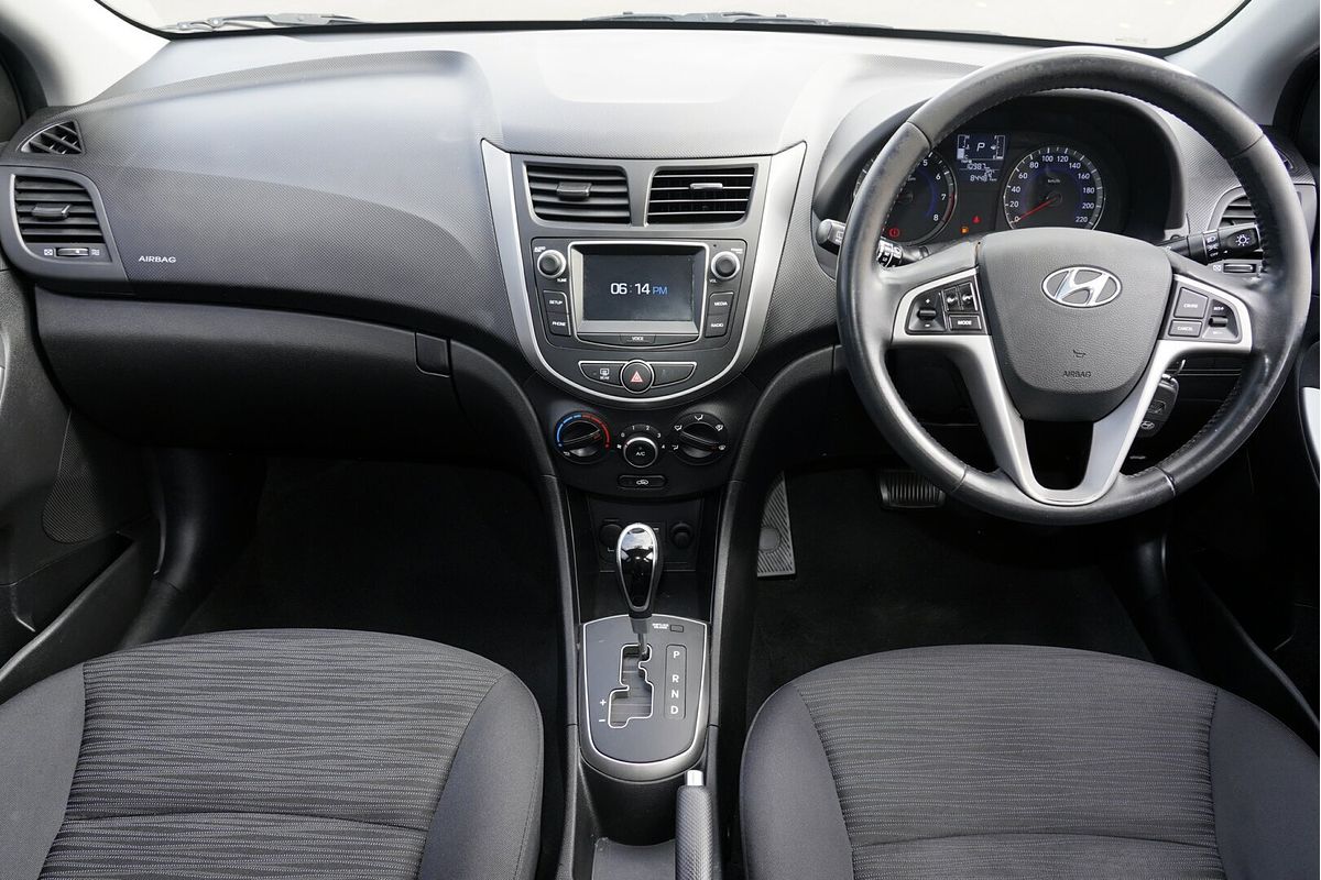 2017 Hyundai Accent Sport RB6