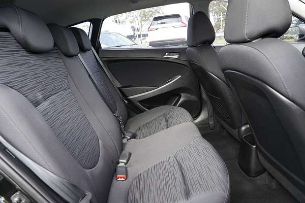 2017 Hyundai Accent Sport RB6