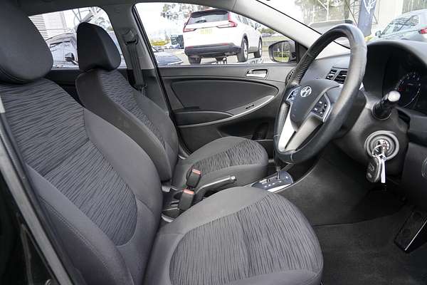 2017 Hyundai Accent Sport RB6