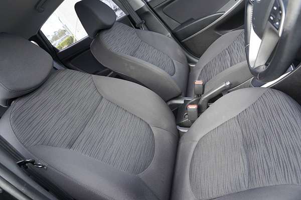 2017 Hyundai Accent Sport RB6