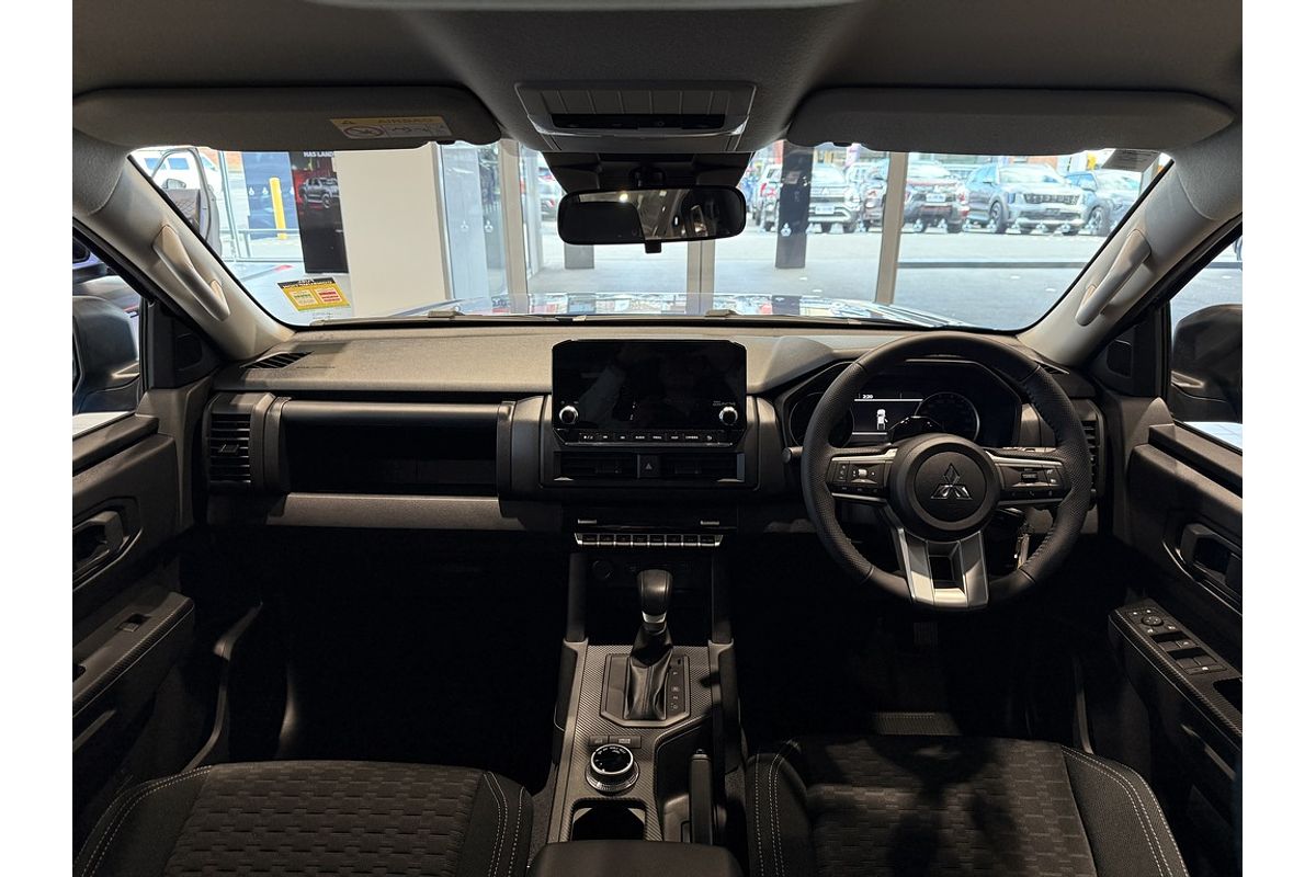 2025 Mitsubishi Triton GLX-R MV 4X4