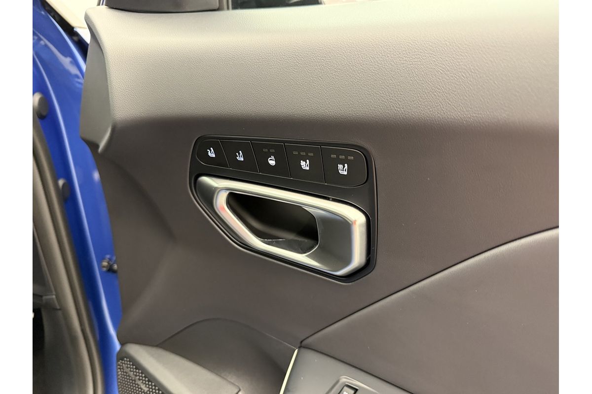 2025 Kia K4 GT-Line CL4m