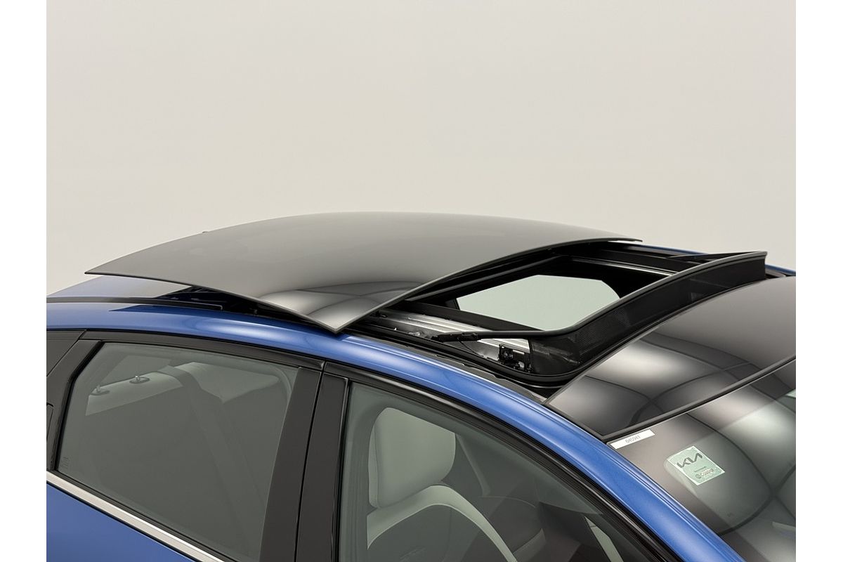 2025 Kia K4 GT-Line CL4m