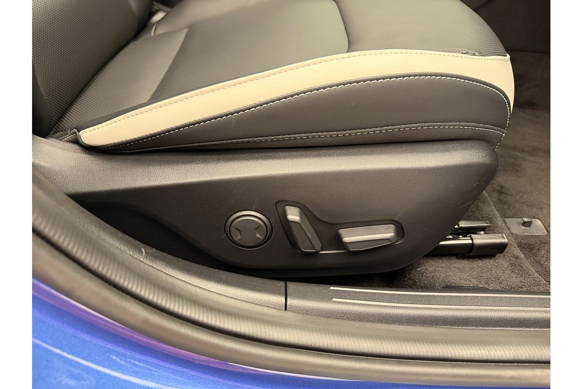 2025 Kia K4 GT-Line CL4m