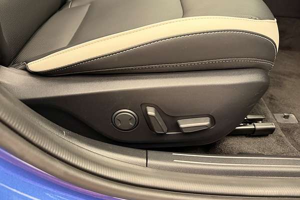 2025 Kia K4 GT-Line CL4m