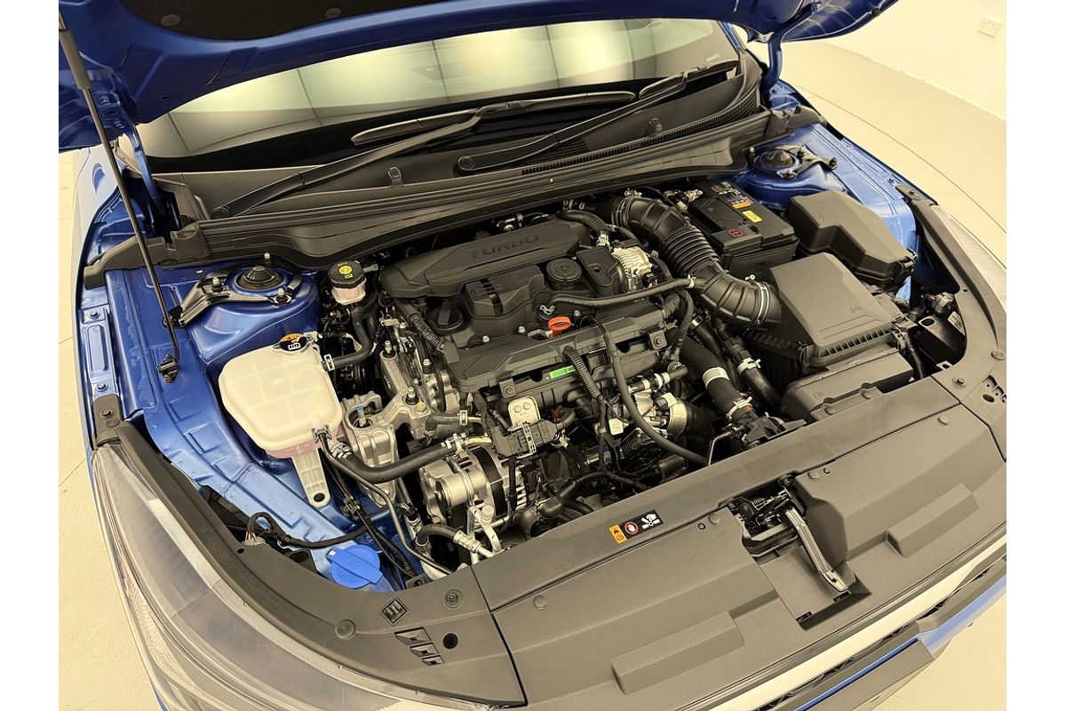 2025 Kia K4 GT-Line CL4m