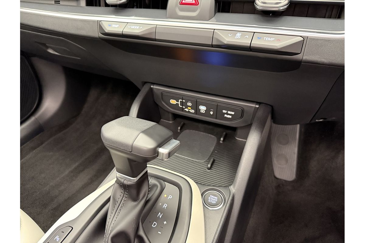 2025 Kia K4 GT-Line CL4m