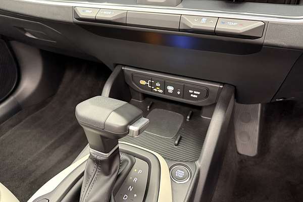 2025 Kia K4 GT-Line CL4m