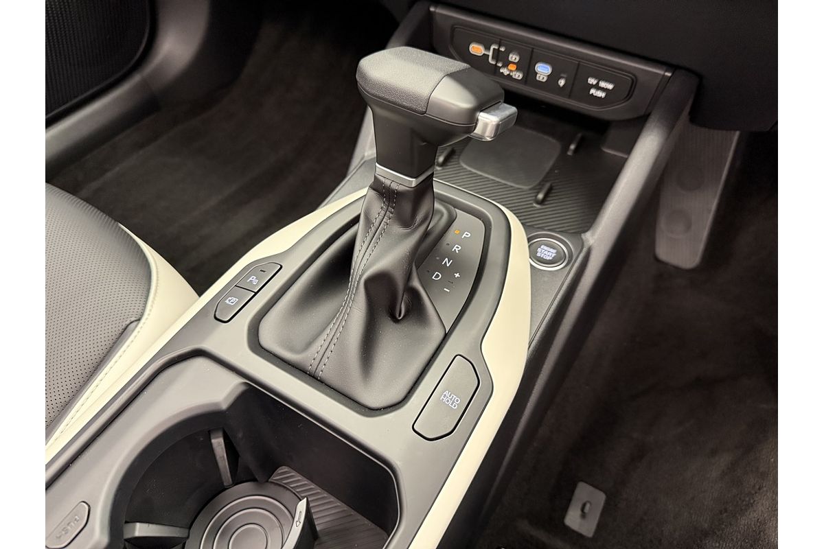 2025 Kia K4 GT-Line CL4m