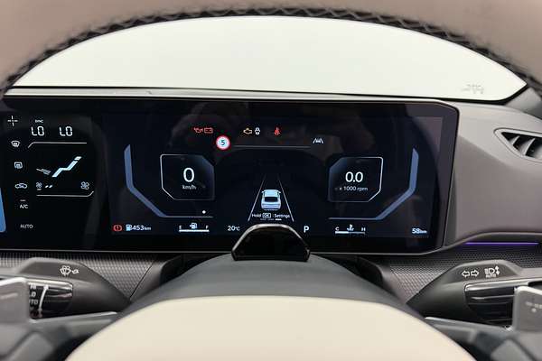 2025 Kia K4 GT-Line CL4m