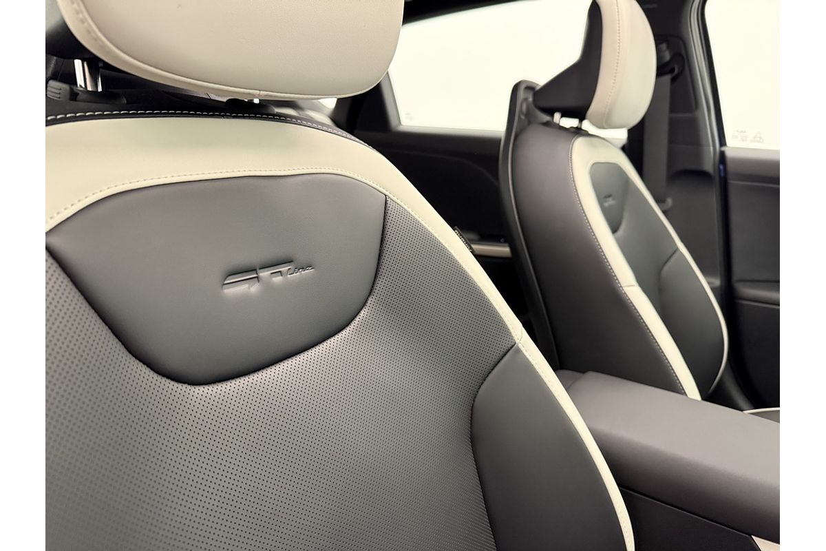 2025 Kia K4 GT-Line CL4m