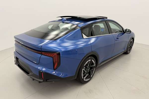 2025 Kia K4 GT-Line CL4m