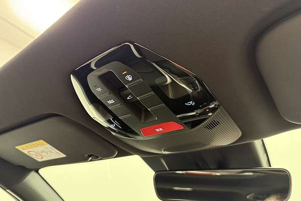 2025 Kia K4 GT-Line CL4m