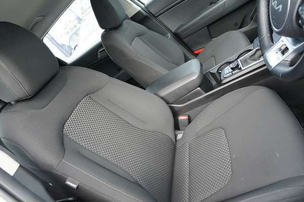 2023 Kia Sportage S NQ5