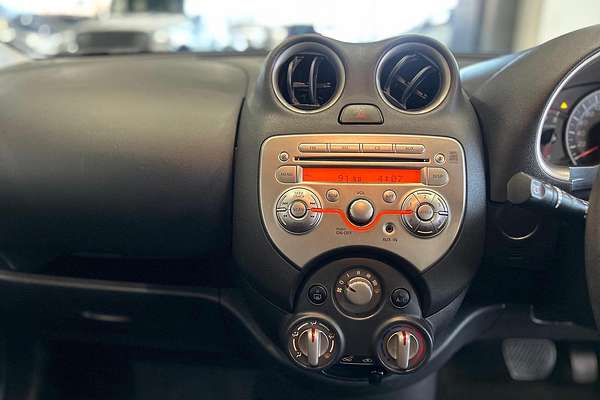 2015 Nissan Micra ST K13