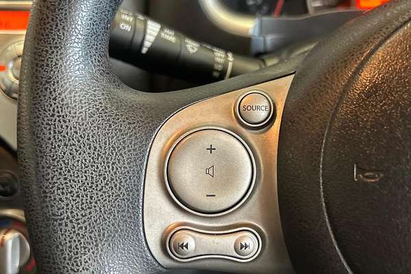2015 Nissan Micra ST K13