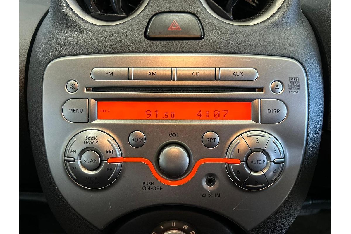2015 Nissan Micra ST K13