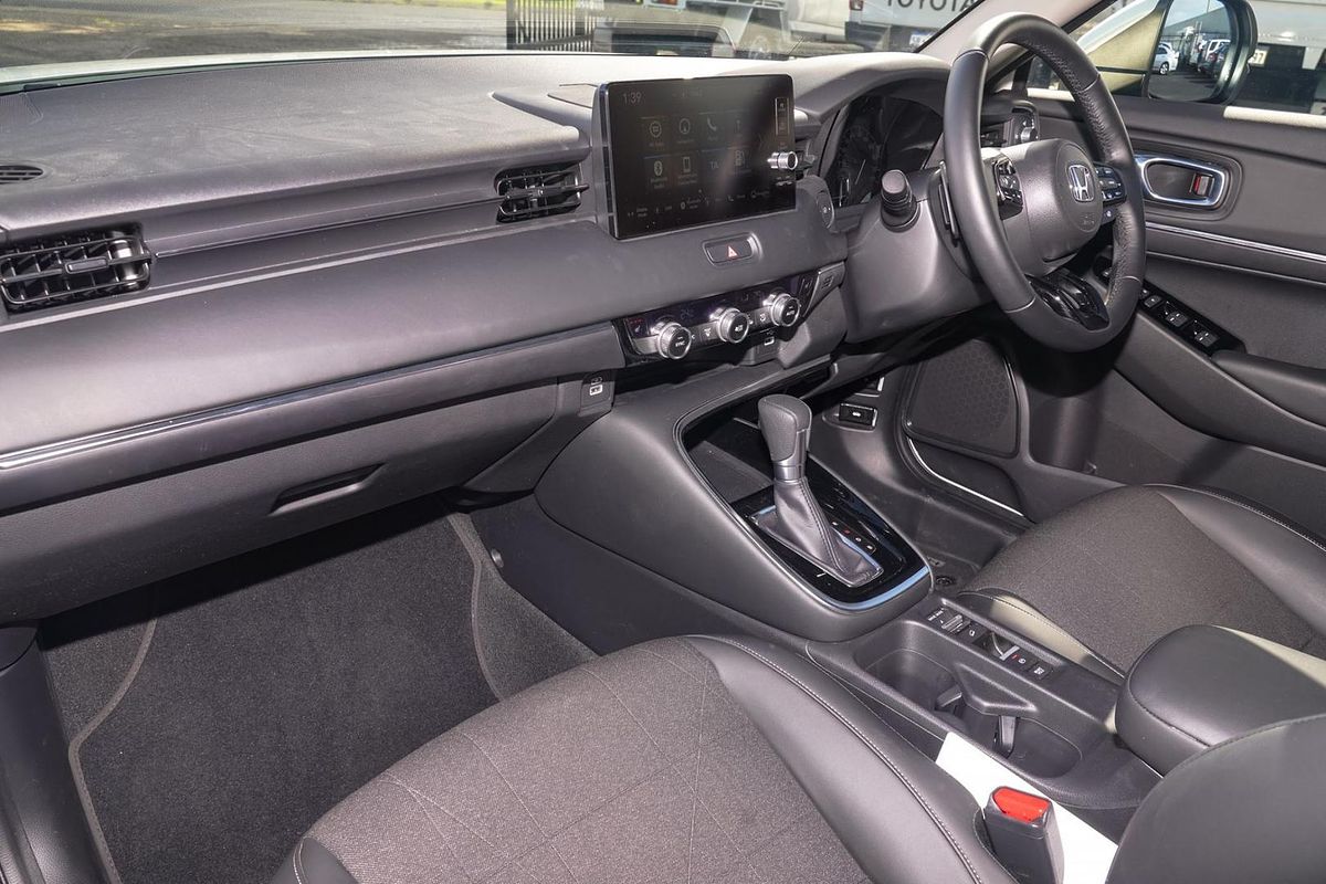 2022 Honda HR-V e:HEV L