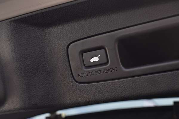 2022 Honda HR-V e:HEV L