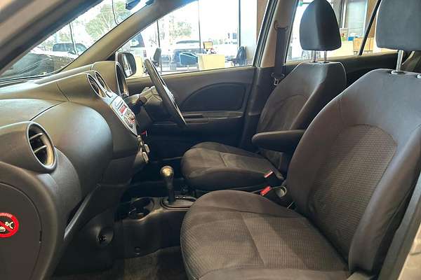 2015 Nissan Micra ST K13