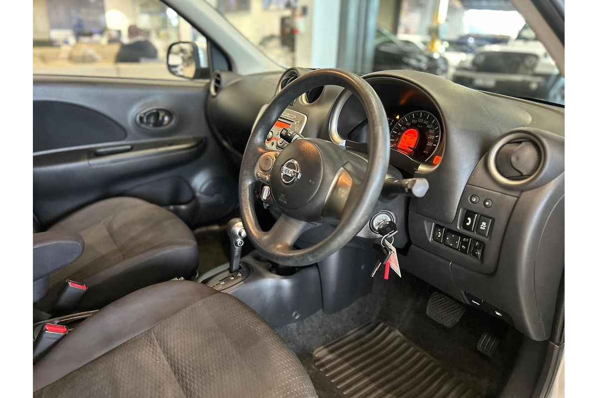 2015 Nissan Micra ST K13