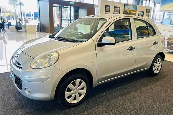 2015 Nissan Micra ST K13