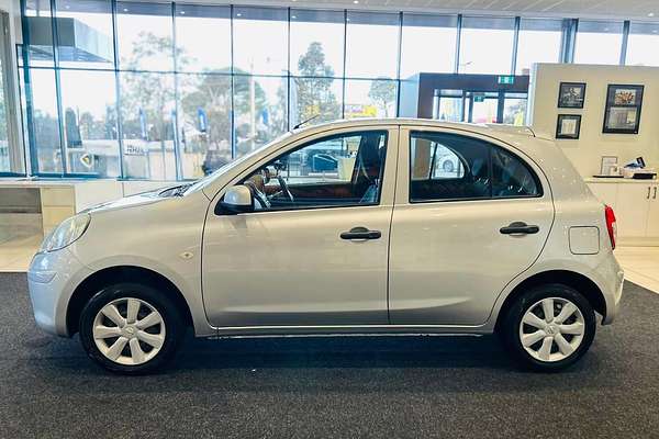 2015 Nissan Micra ST K13