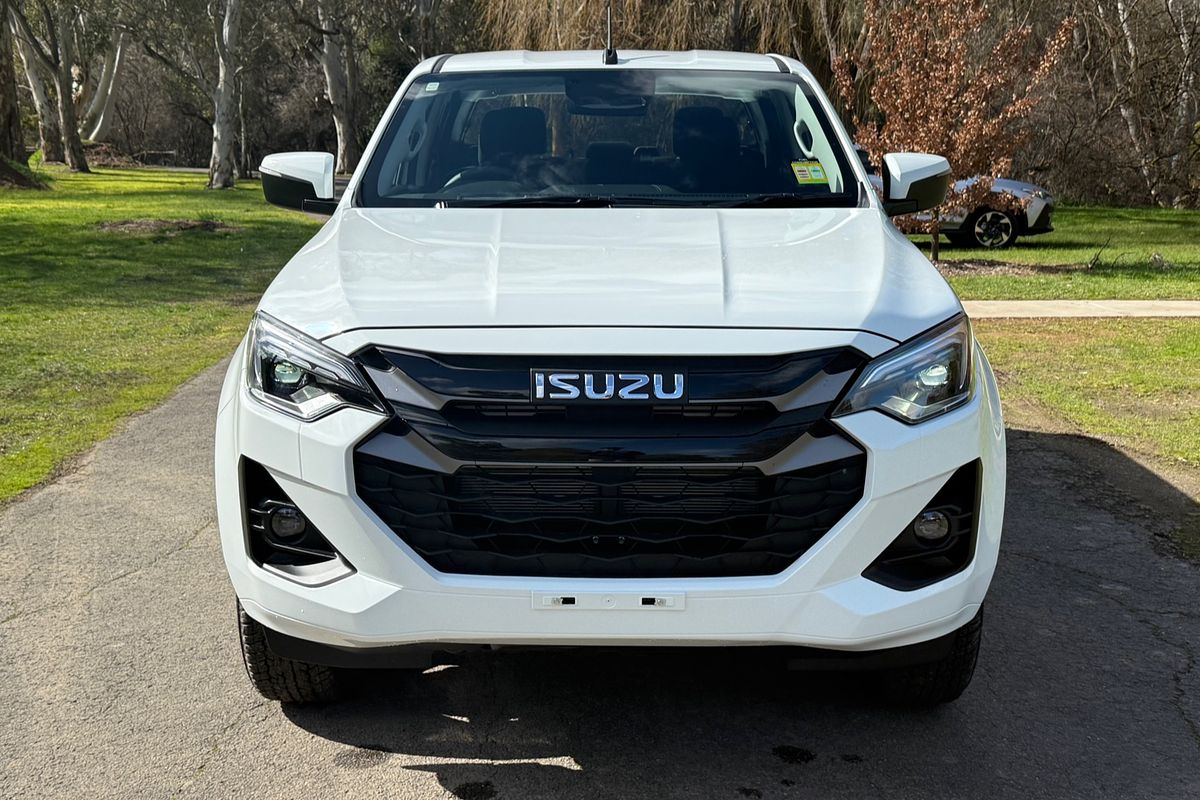 2025 Isuzu D-MAX LS-M 4X4