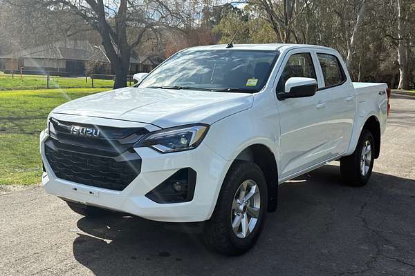 2025 Isuzu D-MAX LS-M 4X4