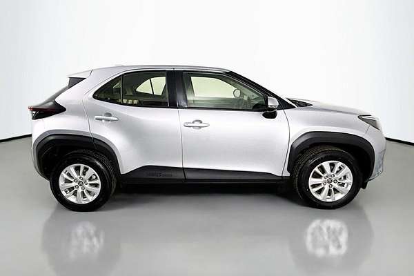 2021 Toyota Yaris Cross Petrol Yaris Cross 2WD 1.5L Pet CVT GX