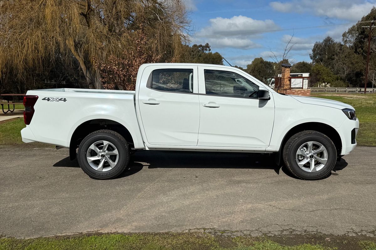 2025 Isuzu D-MAX LS-M 4X4