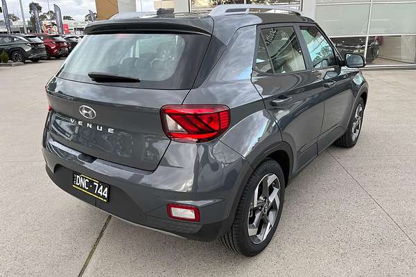 2025 Hyundai Venue Active QX.V5