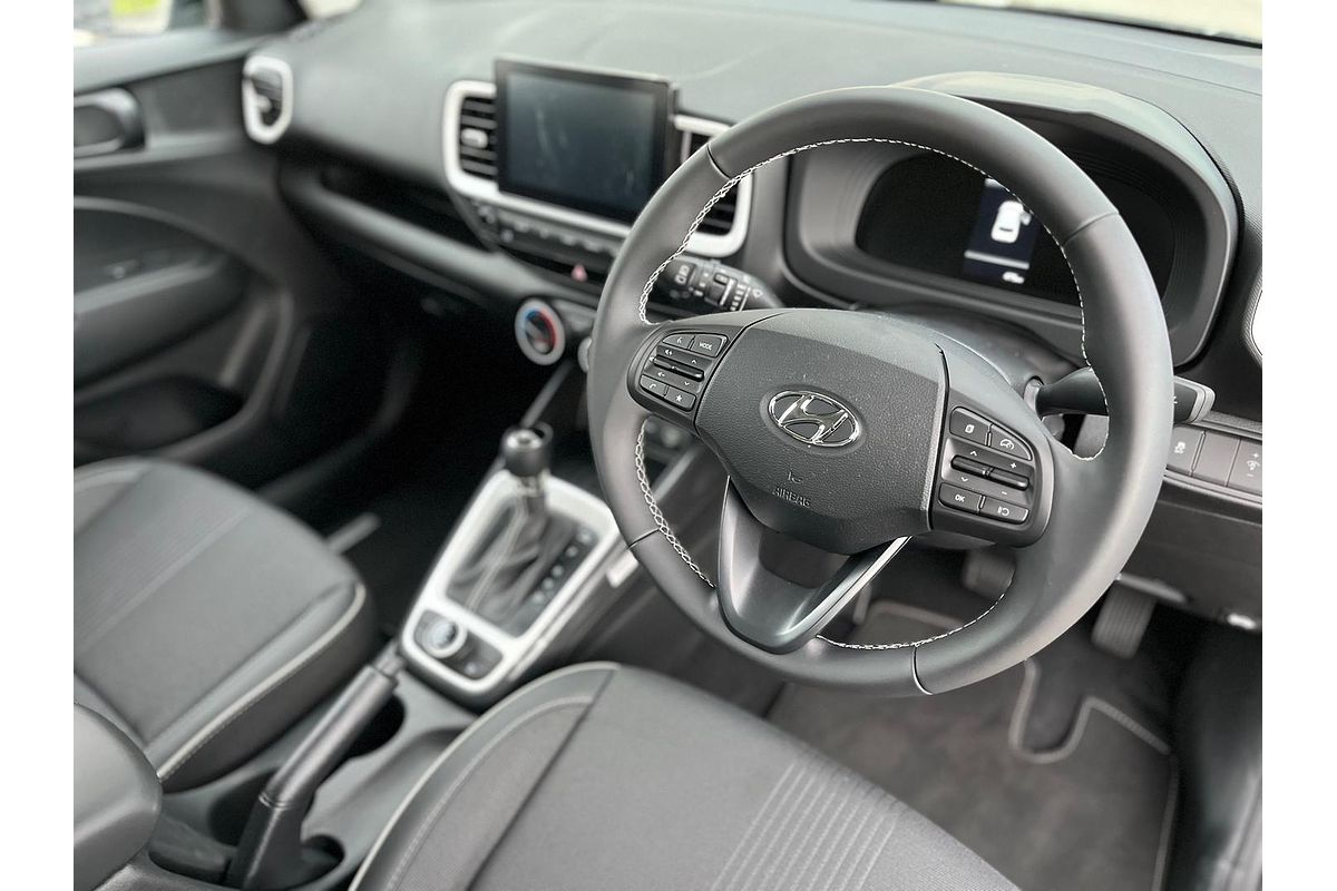 2025 Hyundai Venue Active QX.V5