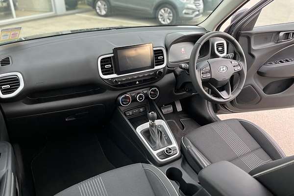 2025 Hyundai Venue Active QX.V5