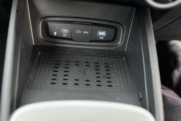 2025 Hyundai Venue Active QX.V5