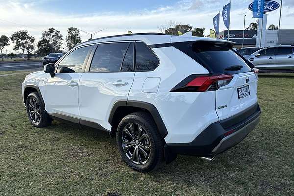 2022 Toyota RAV4 GXL AXAH54R