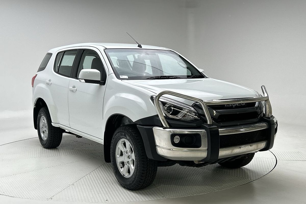 2020 Isuzu MU-X LS-M