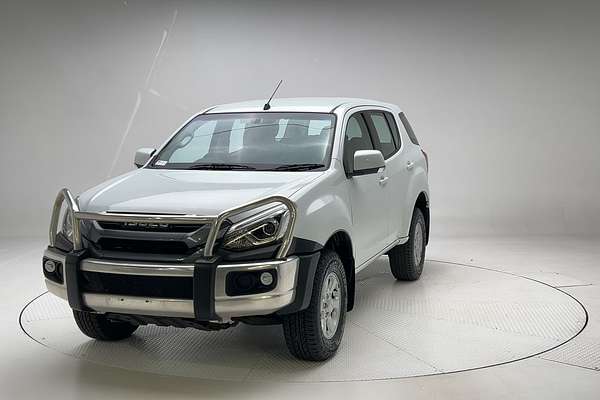 2020 Isuzu MU-X LS-M