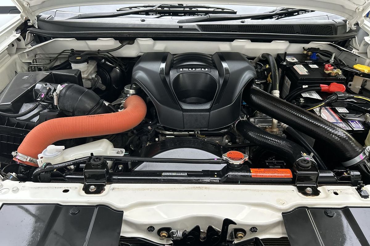 2020 Isuzu MU-X LS-M