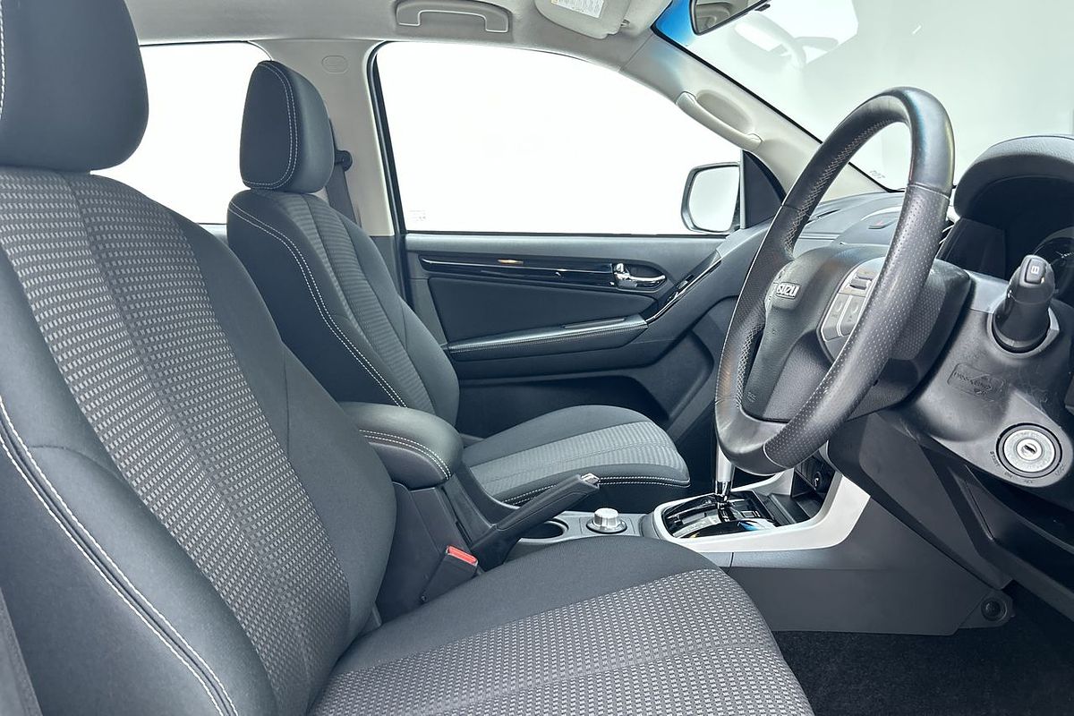 2020 Isuzu MU-X LS-M