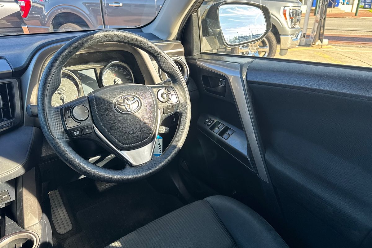 2018 Toyota RAV4 GX ZSA42R
