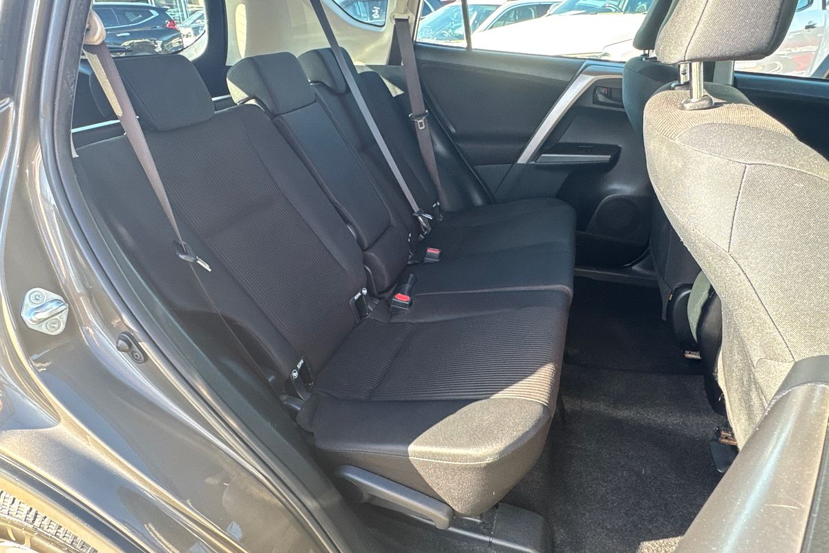 2018 Toyota RAV4 GX ZSA42R